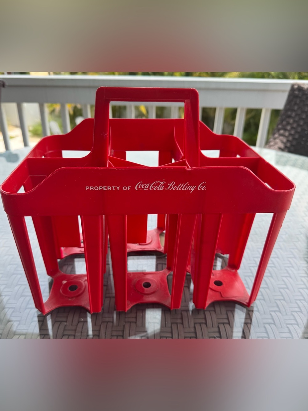 Coca-Cola Vintage Red Plastic 6 Bottle Carrier.